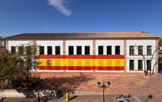 Archena ondea una bandera de España de 30 metros, la más grande de la Región, para recibir a la Virgen de La Fuensanta y el Día de la Hispanidad