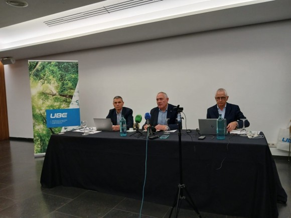 UBE pierde 8,5 millones en 2025 por el aumento de costes pero prevé remontar este año por los fertilizantes