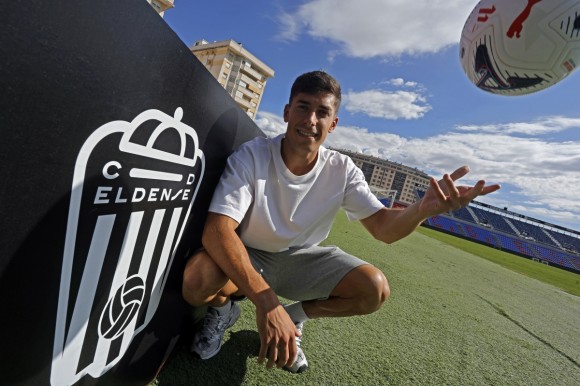 Jorge Rastrojo se reivindica en el CD Eldense: 