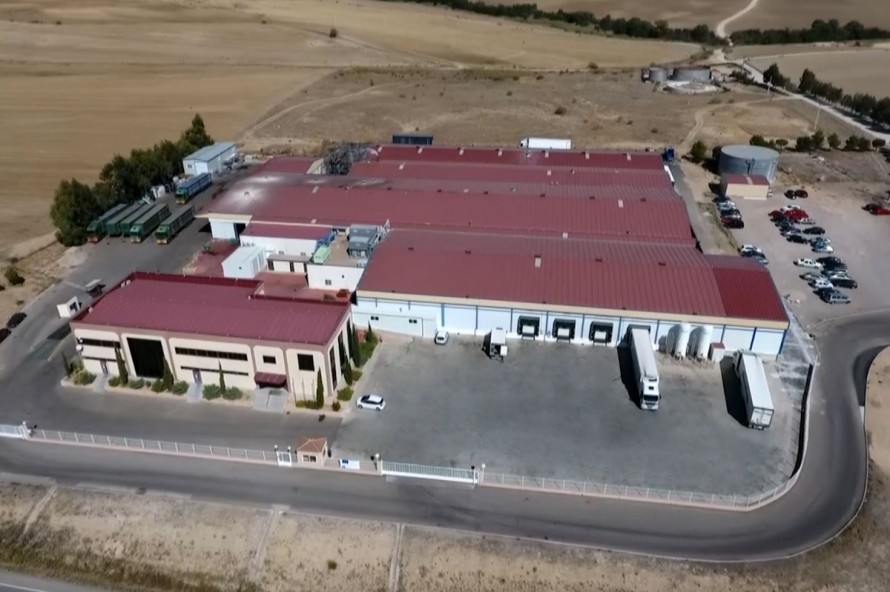 Grupo Fuertes sube la apuesta en el mercado del pollo y compra la toledana Nutrave