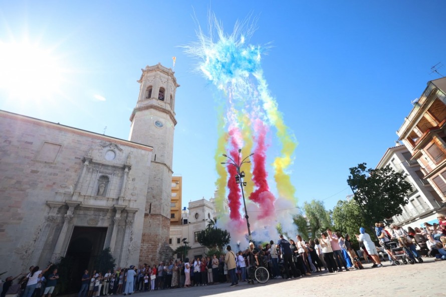 Burriana conmemora el 9 d'Octubre con una recreación histórica, danza, música y pirotecnia 