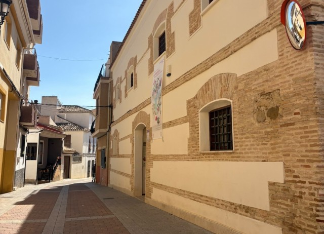 Correos reabre su oficina de Alhama de Murcia en la calle Fulgencio Cerón Cava