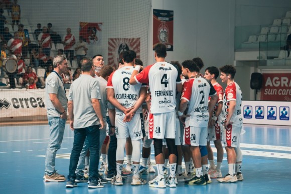  El Horneo Alicante gana el derbi de la Comunitat en Asobal