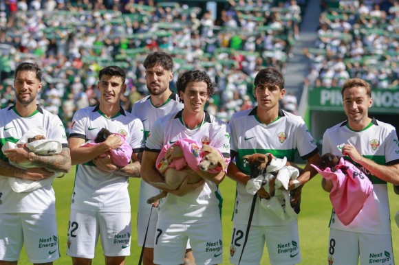 El Elche CF lleva la voz cantante ante el Celta de Vigo, pero termina quedándose afónico