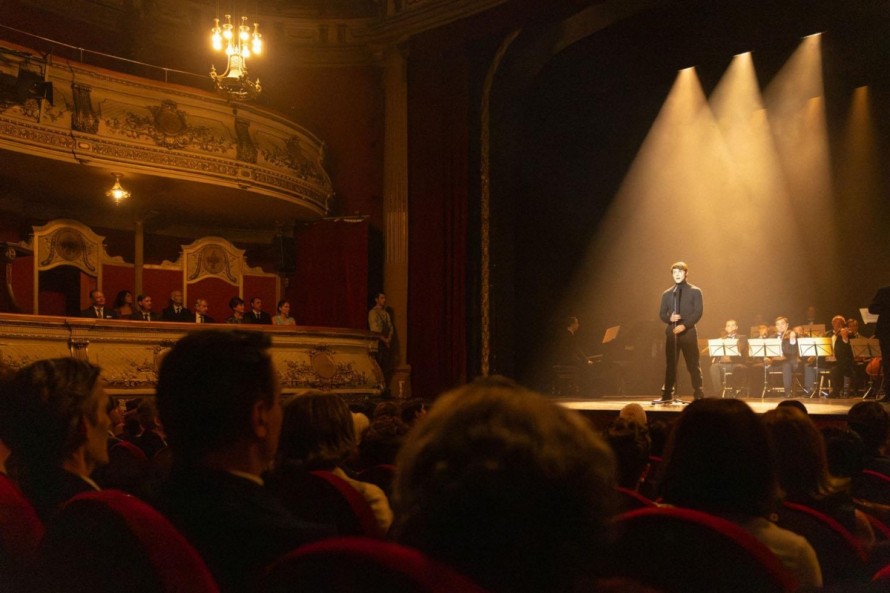 Así se ve el Teatro Olympia en el que actúa el Raphael de 'Aquel'