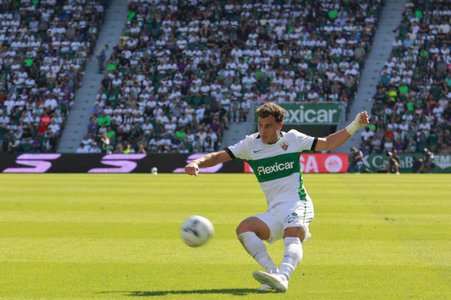 Germán Valera, el comodín de Martín Anselmi que se acerca a su renovación con el Elche CF