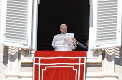 El Papa León XIV será hospitalizado este martes para someterse a la operación del nódulo del pulmón