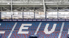Ultras del Levante y Sevilla se pelean en las inmediaciones del Ciutat de València