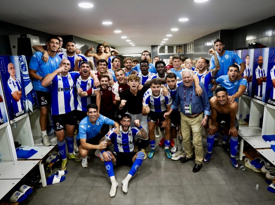 El Hércules CF choca otra vez con el árbitro, pero cierra la jornada en 'play-off' al ganar gracias a un golazo de Obeng