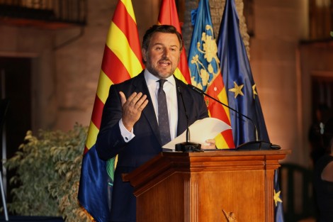 Ruz aprovecha el discurso de la fiesta de la Hispanidad para reivindicar la liberalización de suelo y hacer más viviendas