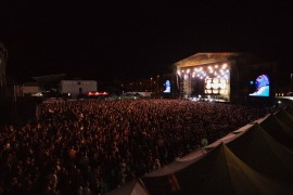 Elche cifra en dos millones el impacto económico del Oasis Music Fest y la Fireta del Camp d’Elx