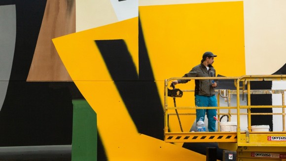 El Gil-Albert retoma el ciclo de arte urbano con los artistas Roice 183, Krisztina Molnar y Chokone