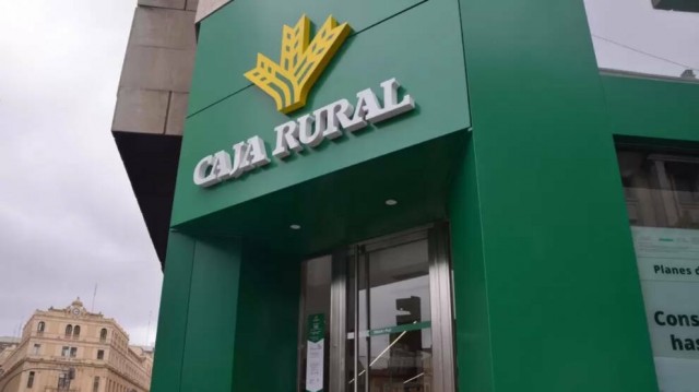 Más préstamos y depósitos de la banca operativa en la Comunitat con protagonismo de las cajas rurales