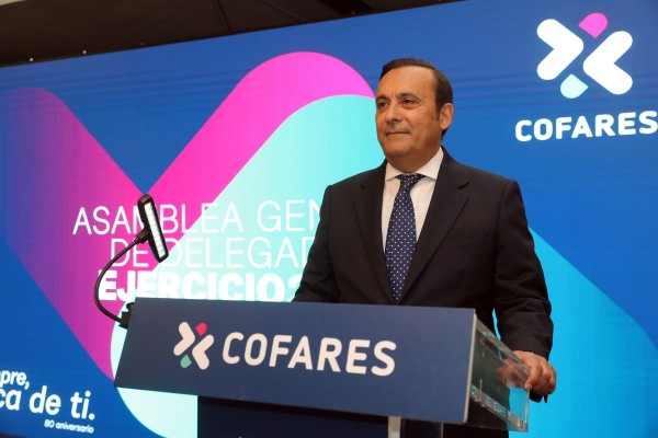 Apoyo unánime de la Asamblea General de Cofares a su presidente, Eduardo Pastor
