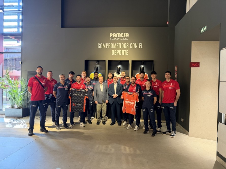 Pamesa Cerámica recibe al Pamesa Teruel Voleibol y reafirma su apoyo con una ampliación del patrocinio