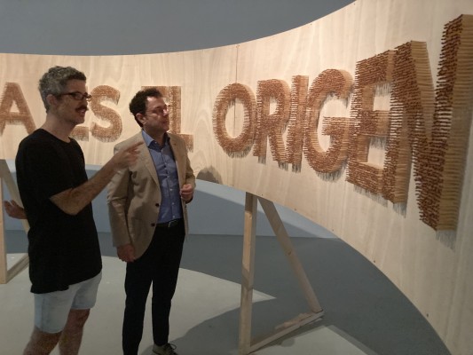 El artista cartagenero Juan Antonio Cerezuela vuelve al origen en el Centro Párraga 