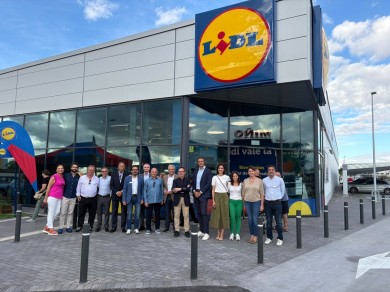 Lidl abre su primer supermercado en Pilar de la Horadada tras invertir más de cinco millones y crear 21 empleos