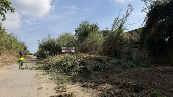 Bétera limpia el Barranquet y el Barranc de Nàquera para reducir el riesgo de inundación