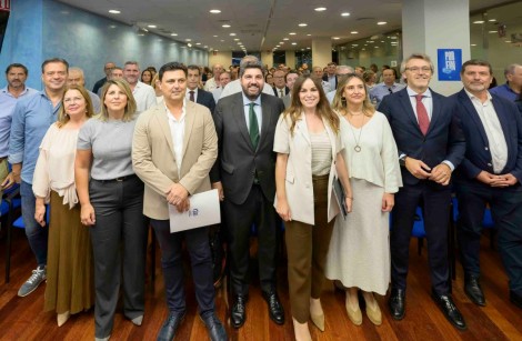 El PP de la Región nombra a los 31 miembros del Comité de Campaña del 29-N con Joaquín Segado como director
