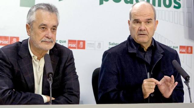 El juez de los ERE procesa a los expresidentes Chaves y Griñán y a seis exconsejeros de la Junta