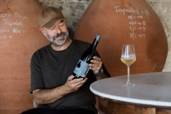 Celler Les Basses: el despertar de las cepas que sueñan con el mar de Alicante