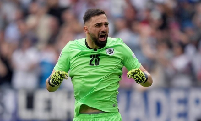Mamardashvili aumenta su leyenda en la Eurocopa