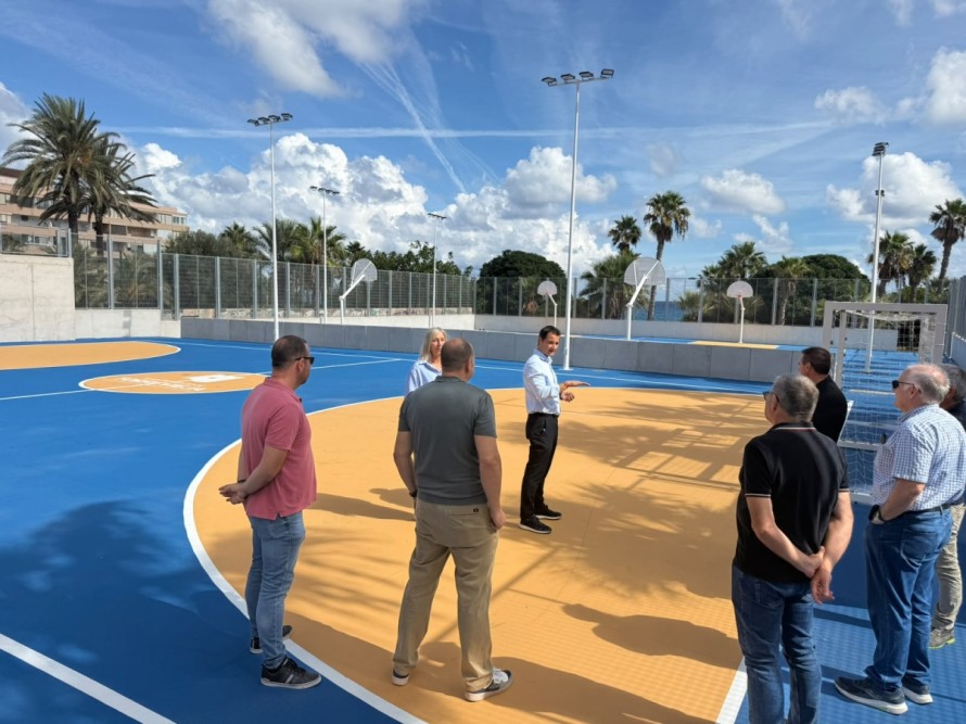 Torrevieja reabre las pistas deportivas de La Mata, Cabo Cervera y Los Balcones tras invertir 640.000 euros