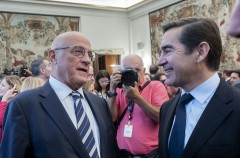 Año I tras la OPA fallida: BBVA se dispara en bolsa un 40%, mientras Banco Sabadell solo sube un 4,3%