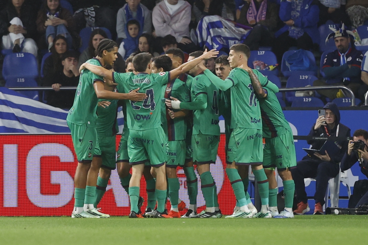 El Levante tampoco se rinde en Riazor y saca un valioso punto
