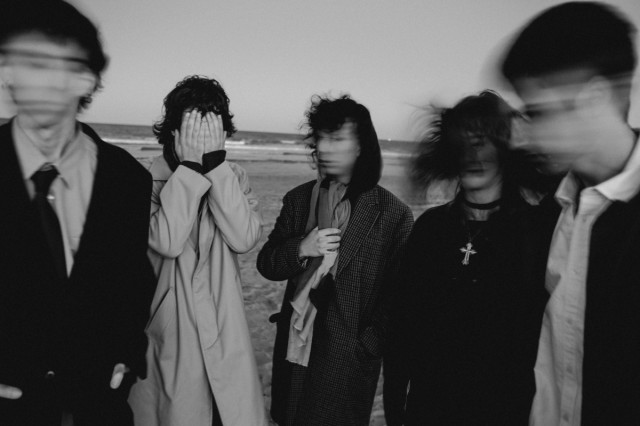 Declive viaja hasta ‘El final de Occidente’ en su primer LP: “Queríamos escribir un nuevo camino”