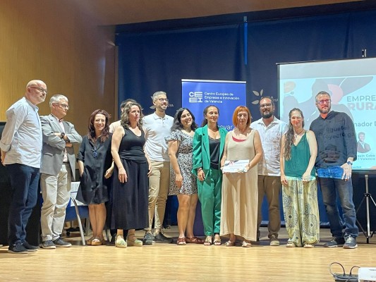 ‘Naranjas y Pomelos del Túria’, el proyecto agrícola que se alza con el premio al emprendimiento rural 