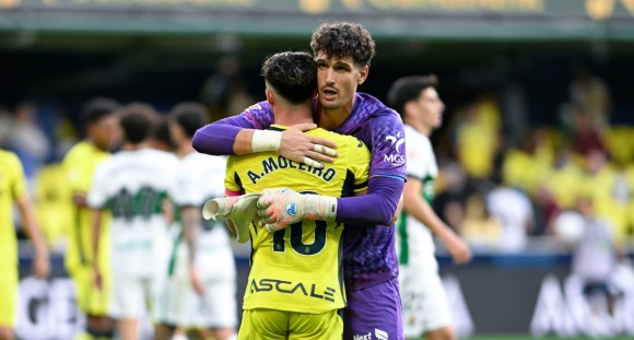 Dituro mantiene echado el cerrojo y el Elche CF se lleva un punto de La Cerámica