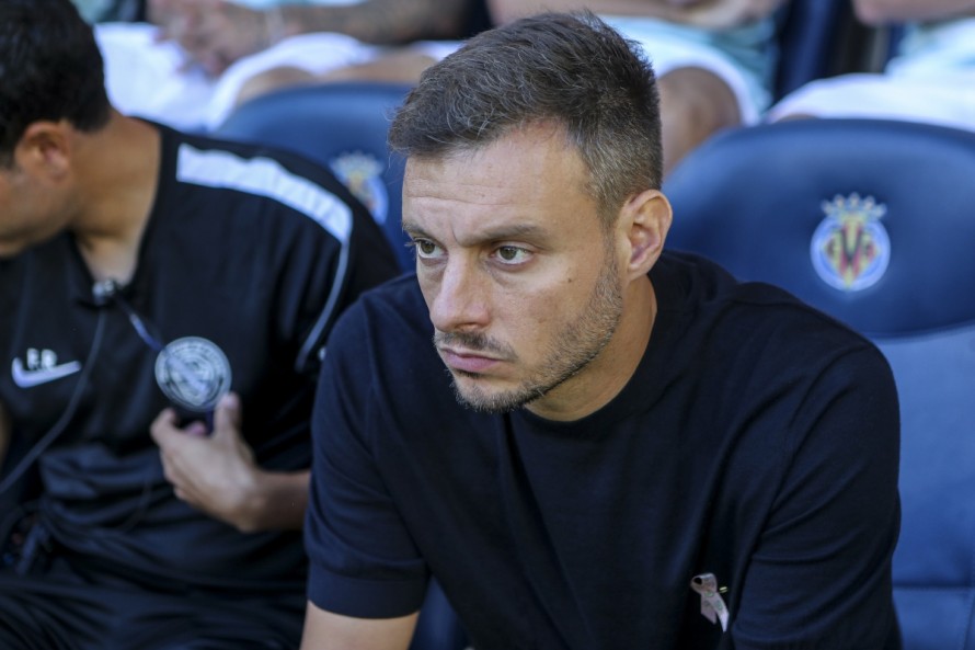 Anselmi valora el punto en su justa medida y evita polemizar sobre la acción del penalti a Revivo que se fue al limbo