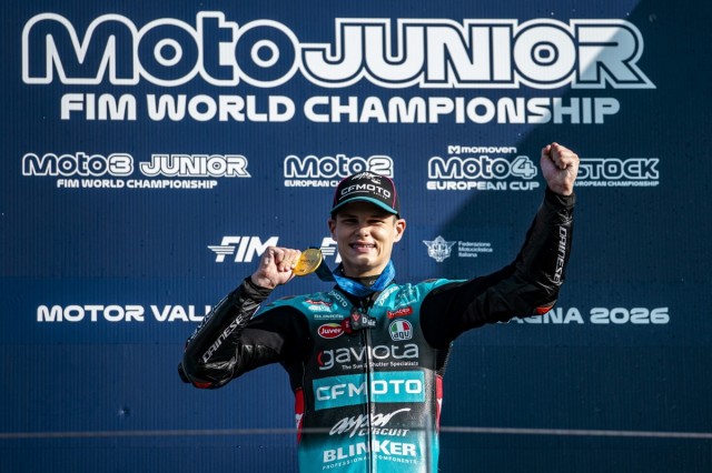 Carlos Cano, campeón del mundo júnior, en el mundial de Moto3 con el equipo Aspar