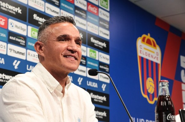 Dani Ponz llega al banquillo del Eldense 