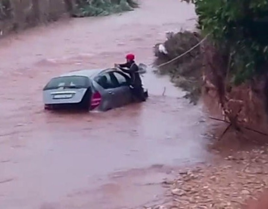 Temporal histórico en la Comunitat: Forna y Pego alcanzan los 700 litros en las últimas 48 horas