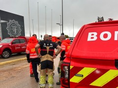 Castelló moviliza vehículos y efectivos de bomberos para los rescates por las inundaciones en Valencia
