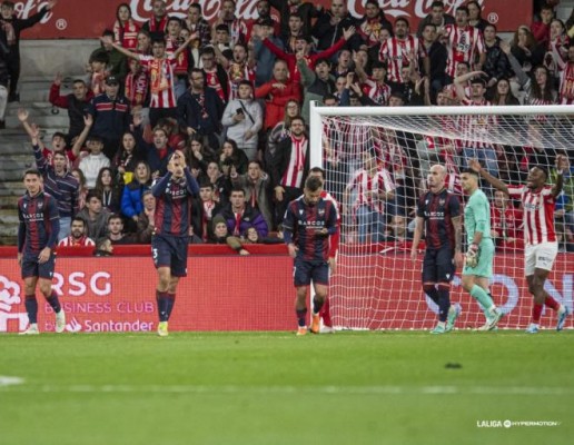 El Levante empezará la temporada 24/25 en El Molinón