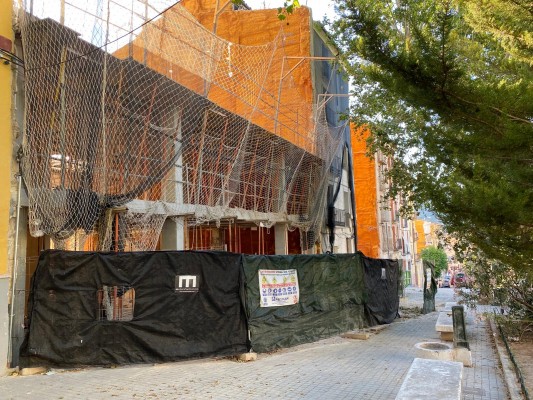 La construcción de 18 viviendas y la rehabilitación de otras 30 revitalizan el barrio El Partidor de Alcoy