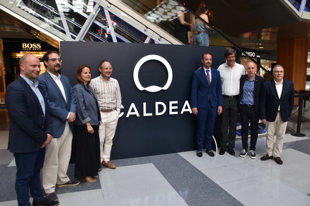 Caldea inicia la transformación de spa a resort con la reforma de la gran laguna y actualiza la marca

