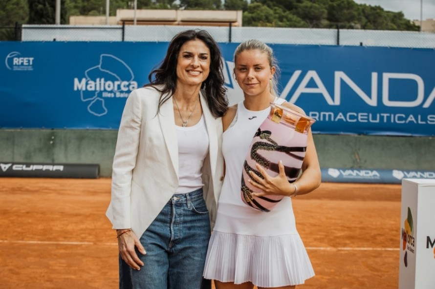 Ariana Geerlings escala 204 puestos tras ganar su primer torneo WTA 125 en Mallorca