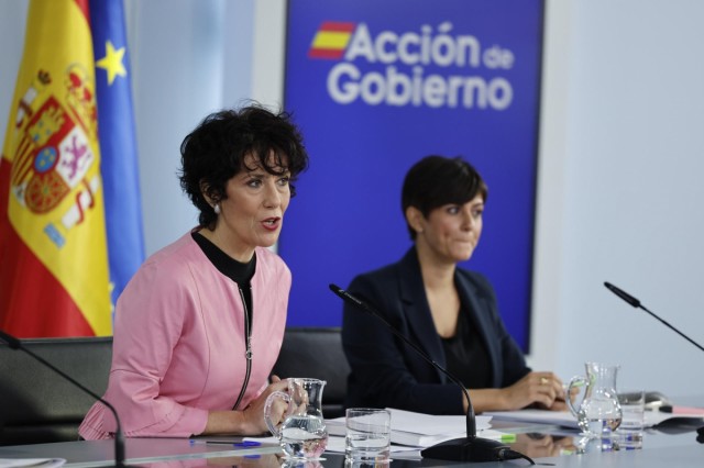 El Gobierno aprueba varias mejoras de prestaciones sociales para trabajadores y familias