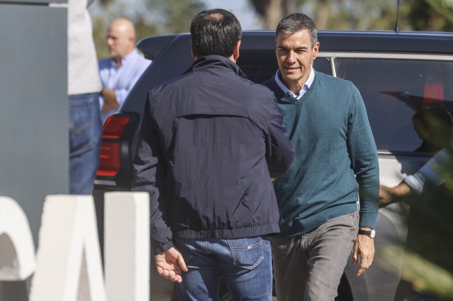 Pedro Sánchez anuncia la declaración de zona catastrófica a los municipios de la Dana Adam