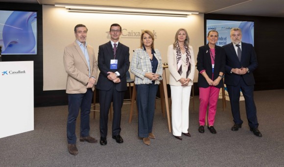CaixaBank y KPMG impulsan un espacio de reflexión en  Valencia con más de 100 representantes del Tercer Sector