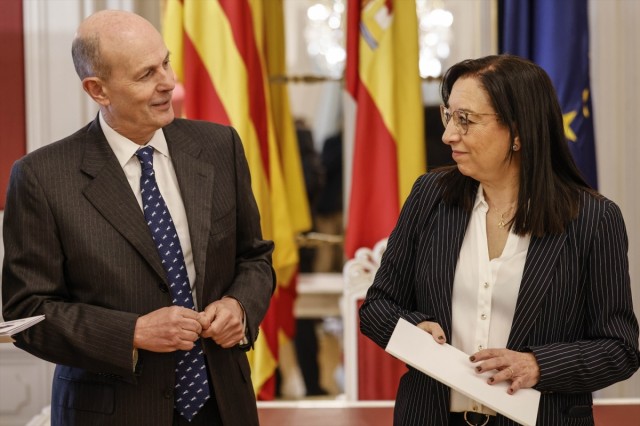 PSPV y Compromís tildan de 