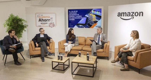 Comparar precios se afianza como hábito de compra y estrategia de ahorro para el 90% de los consumidores en España