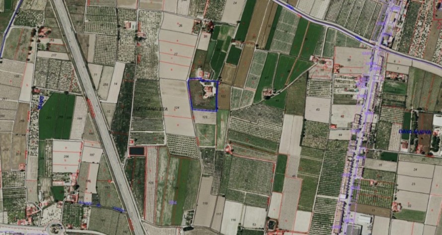 Proyectan un camping de autocaravanas con piscina y gimnasio en una parcela de más de 10.000 metros en Daya Vieja