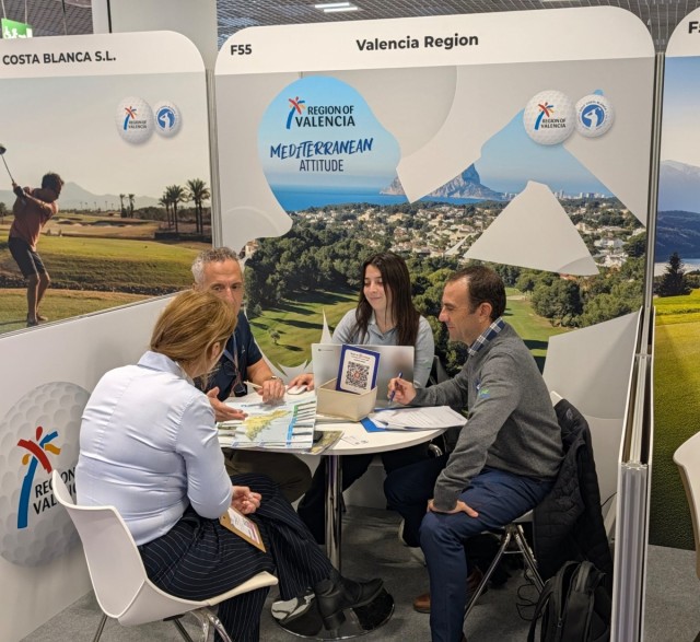 Turisme y los campos de golf promocionan la Comunitat en la feria IGTM de Cannes