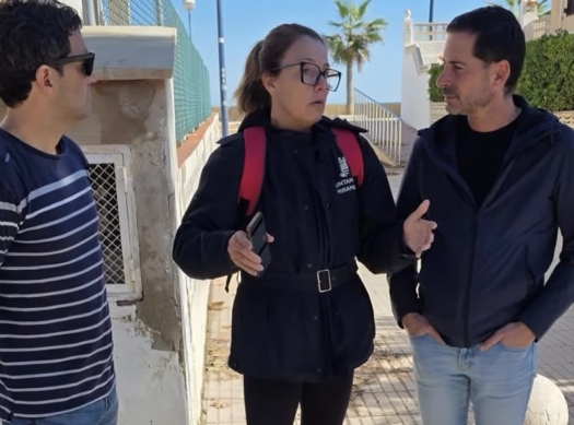 El alcalde de Paterna y el de Mislata en Oliva tras la Dana Adam.