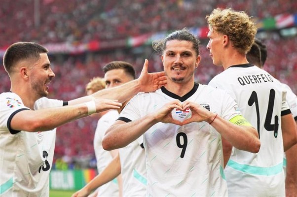 Austria dinamita la Euro y se mete como primera


